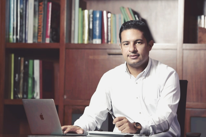 Julián Santiago Vásquez Roldán Gerente del Instituto para el Desarrollo de Antioquia (IDEA)