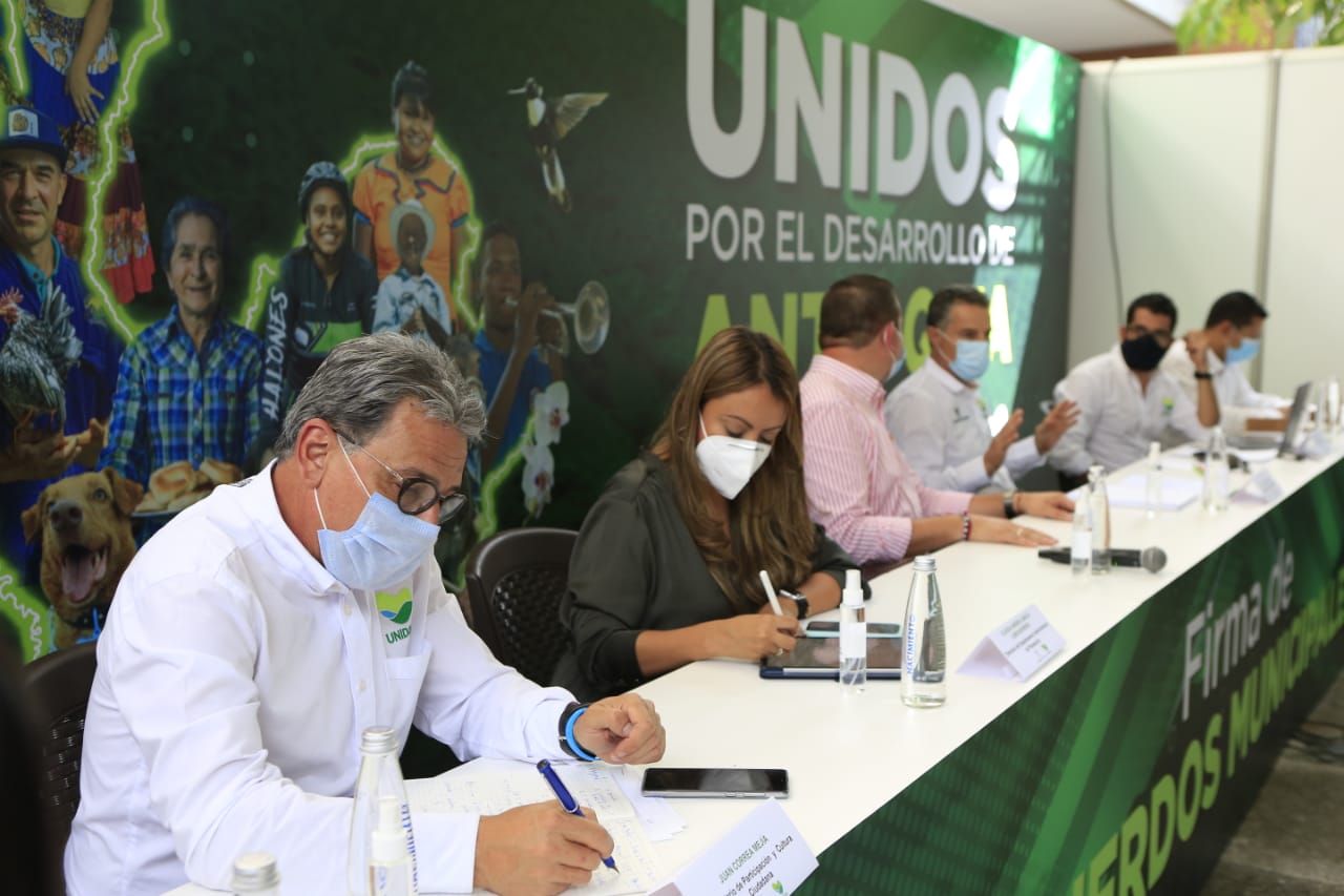Comisiones de concertación de los municipios Comisiones de concertación de los municipios