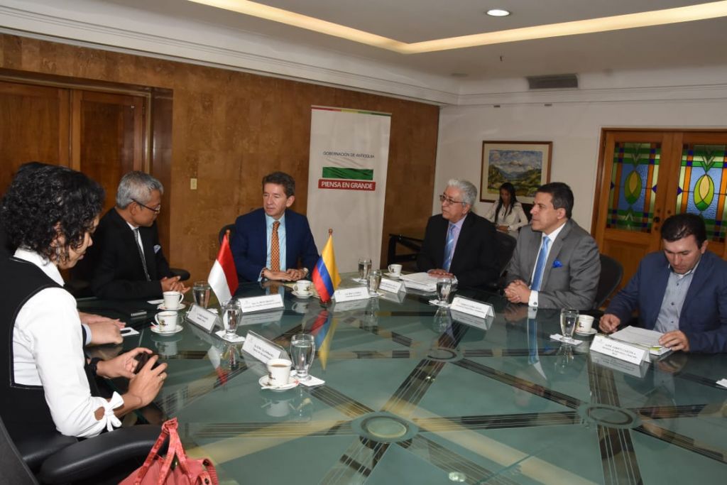 El Embajador de la República de Indonesia en Colombia visitó al Gobernador