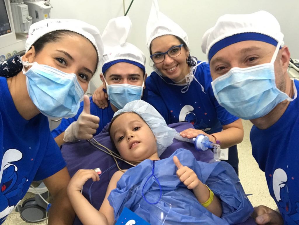 Gran jornada de cirugía plástica y estética gratuita para niños y niñas  de Antioquia