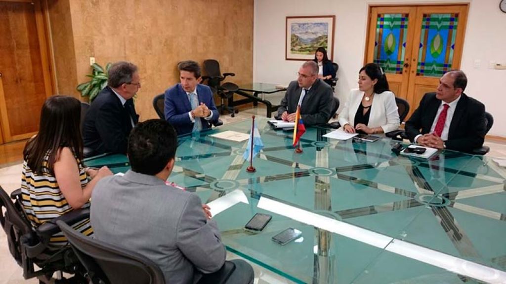 Argentina abre puertas para apoyar al sector agropecuario antioqueño