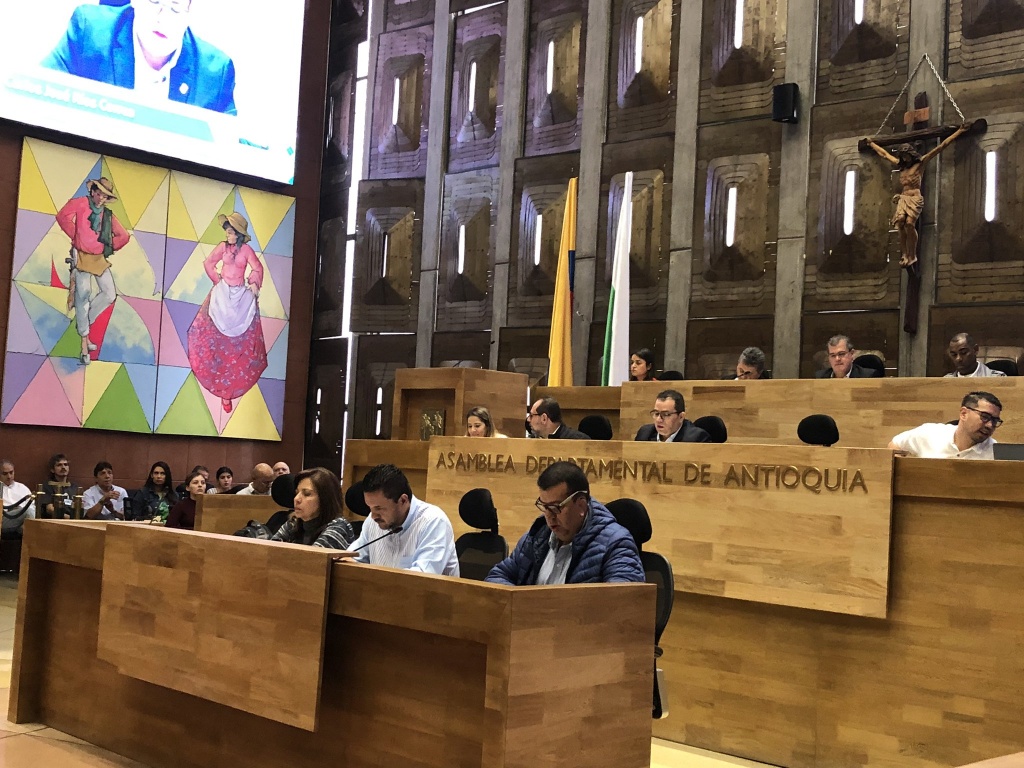 En sesiones extras, Asamblea le aprobó al gobierno departamental dos importantes proyectos para el beneficio de Antioquia