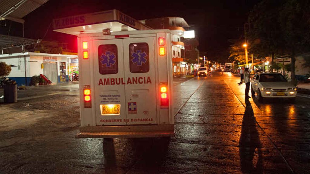 Respeto al personal de la salud y al libre paso de las ambulancias pide la Gobernación