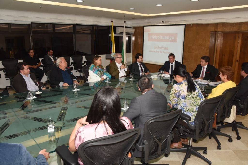 Comité Intergremial de Antioquia le da la razón al Gobernador Luis Pérez en el caso errores constructivos de Hidroituango
