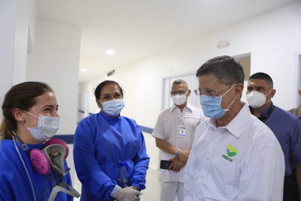Con la entrega de la UCRI en Santa Fe de Antioquia, el Departamento sigue fortaleciendo la red hospitalaria para la atención del Covid-19
