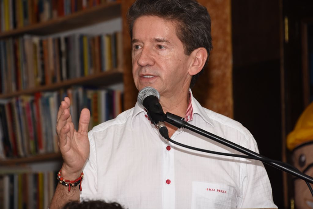 Respuestas del Gobernador Luis Pérez Gutiérrez a los medios