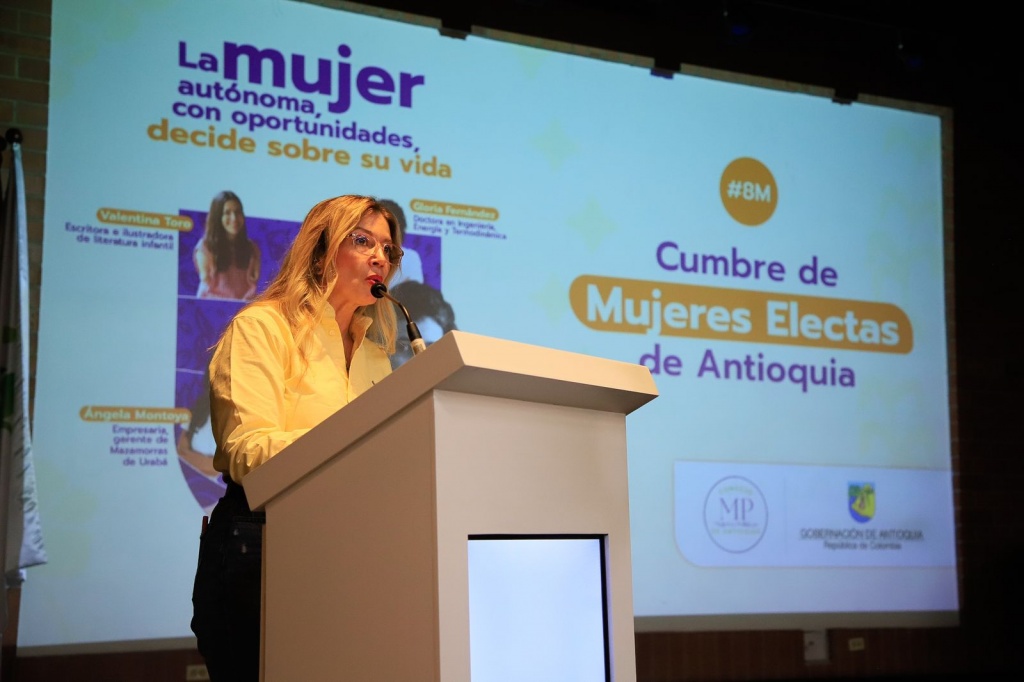 Gobernación lideró la primera Cumbre de Mujeres electas de Antioquia