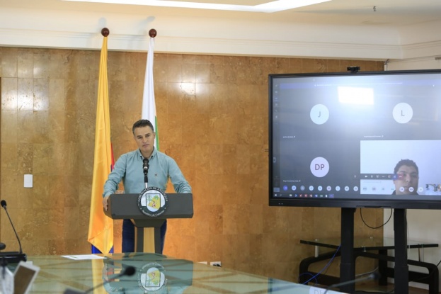 El gobernador de Antioquia, Aníbal Gaviria Corre, instaló este viernes las sesiones extraordinarias de la Asamblea Departamental