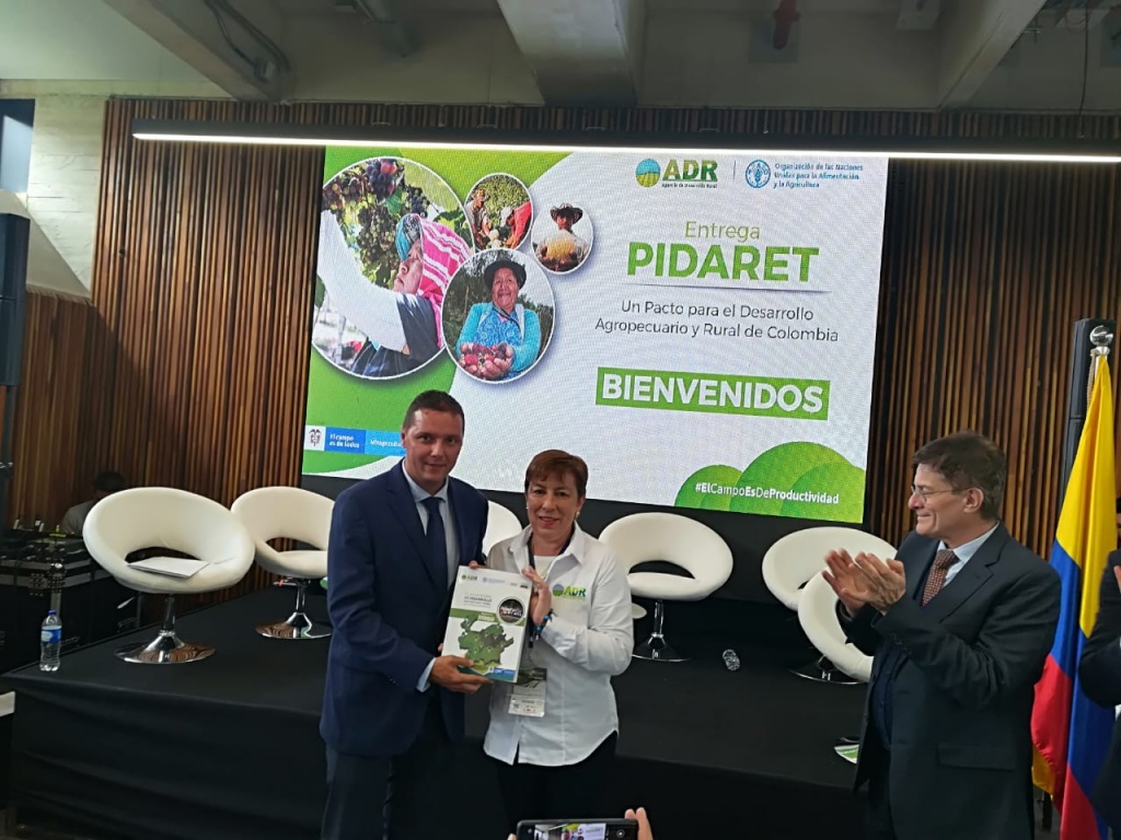 Antioquia recibe el Plan Integral de Desarrollo Agropecuario y Rural con enfoque territorial- PIDARET