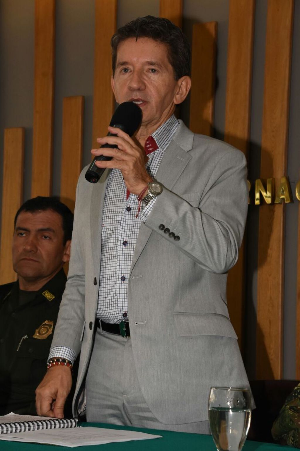 Intervención del gobernador Luis Pérez en el consejo de seguridad de la semana