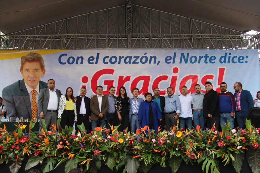 El Gobernador Luis Pérez recibió las máximas distinciones de 15 municipios del Norte del Departamento