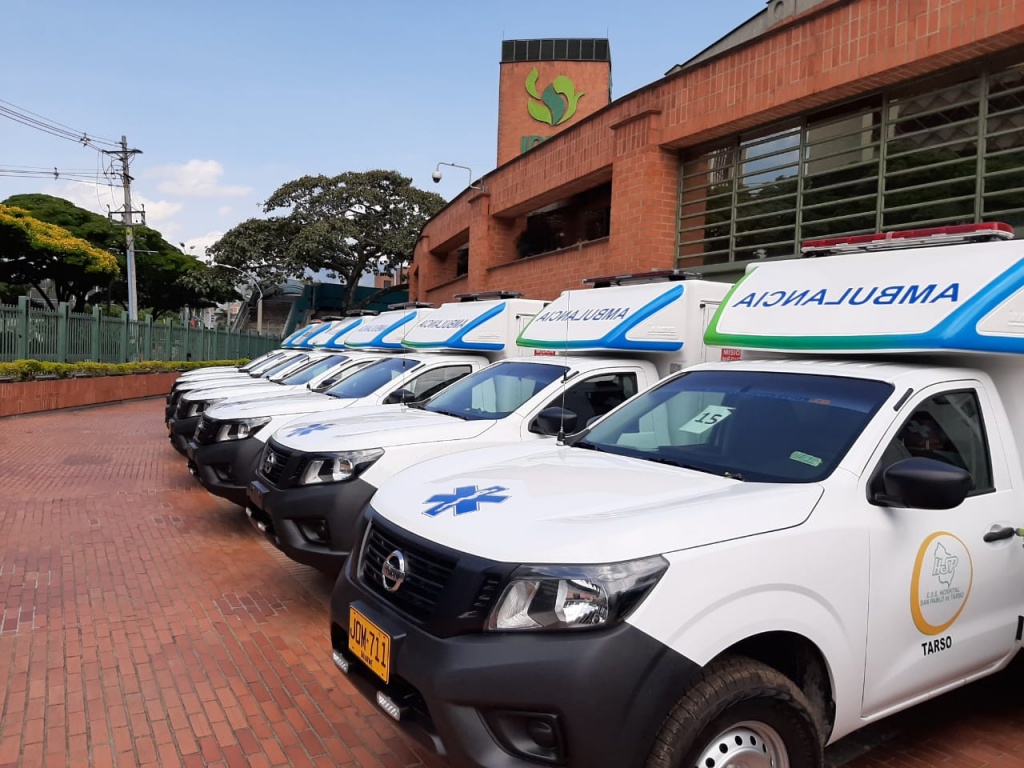 Dieciocho municipios antioqueños recibieron nuevas ambulancias