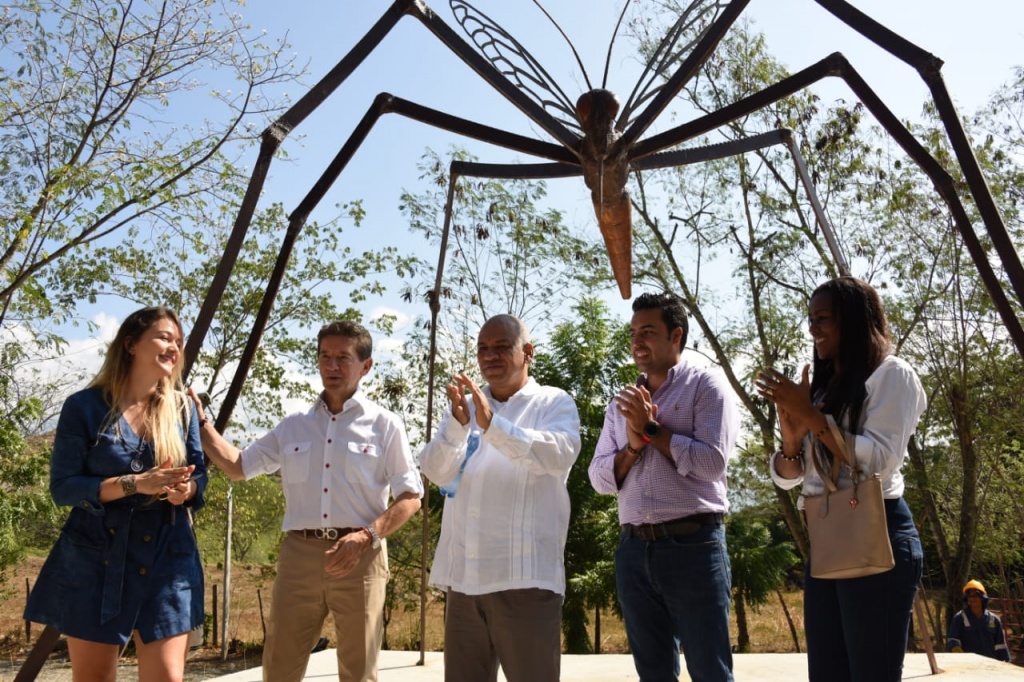Gobernador inauguró en Santafé de Antioquia más de cuatro kilómetros de ciclorrutas
