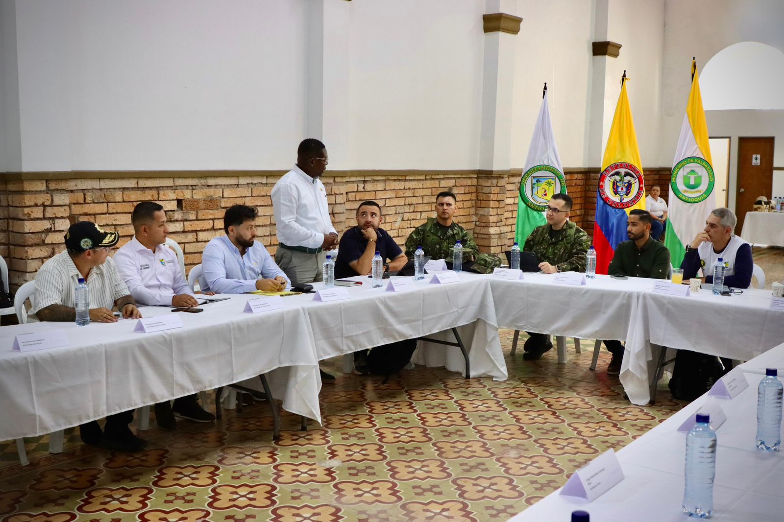 “Destacamos que la Fuerza Pública ha neutralizado a criminales que han hecho daño en la zona”, resaltó el Gobernador Andrés Julián ante los alcaldes de la provincia Cartama