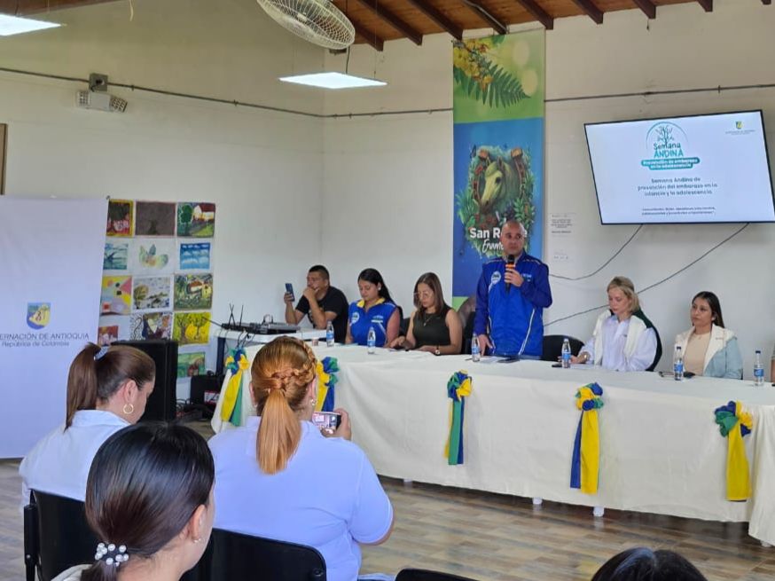 Gobernación de Antioquia trabaja con los jóvenes del departamento para prevenir el embarazo adolescente