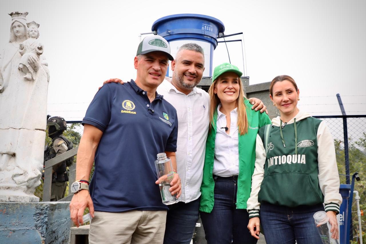 Gobernación de Antioquia y Fundación EPM entregan en Anzá la primera solución de potabilización de agua para escuelas rurales