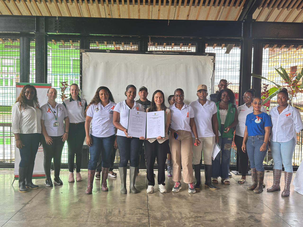 En el marco del 25N, Gobernación de Antioquia firmó la Alianza para la Igualdad de las Mujeres en Vigía del Fuerte