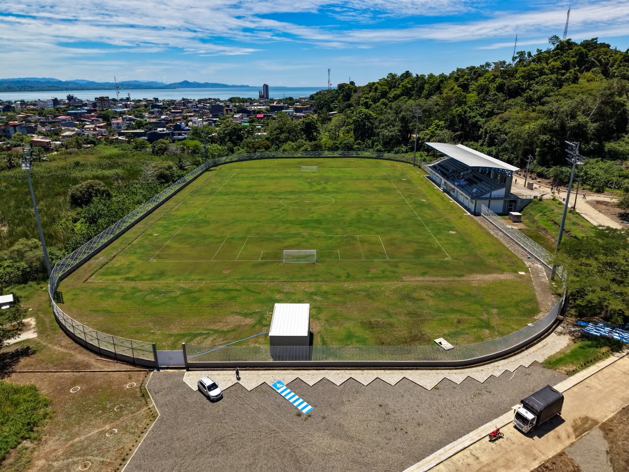 El Urabá antioqueño estrena en Necoclí el Estadio Juan Guillermo Cuadrado