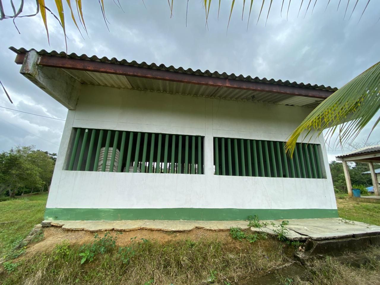 Gobernación de Antioquia abre convocatoria para recuperar infraestructura educativa afectada por lluvias en el departamento