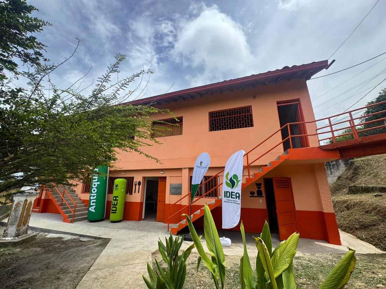 Gobernación fortalece el desarrollo de Fredonia con inversiones en educación, salud, vivienda y seguridad