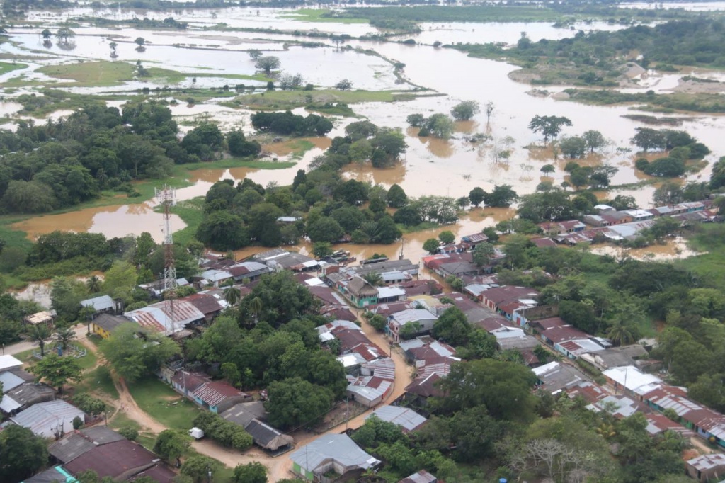 Dagran presente en El Bagre para apoyar en la atención de la emergencia registrada por inundaciones 