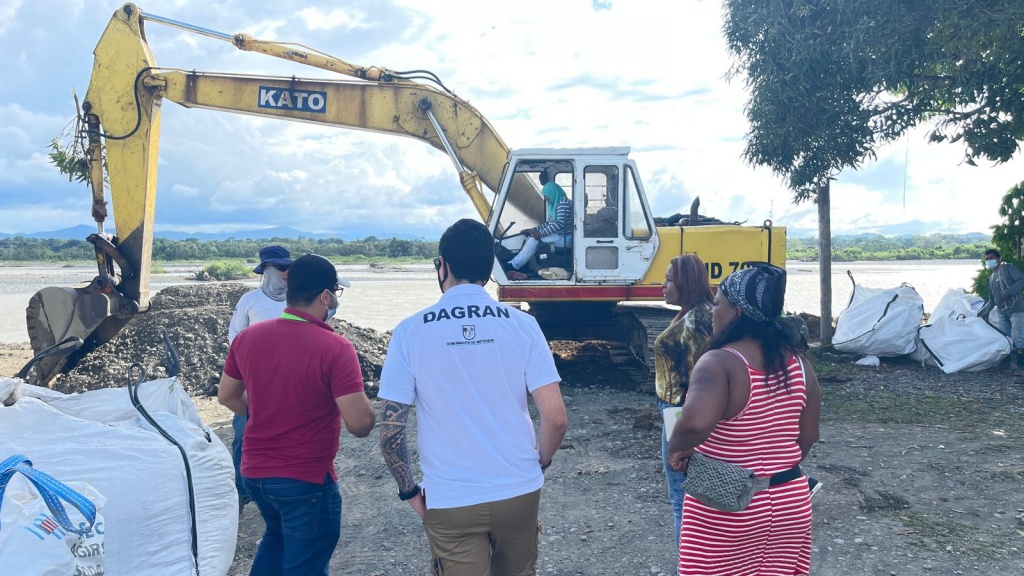 Dagran hace seguimiento a obras de mitigación por socavación y protección de vías en Mutatá