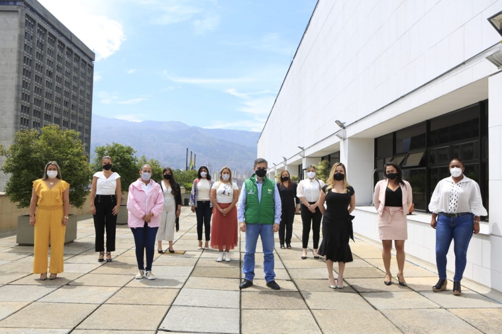 Doce alcaldesas firmaron el “Pacto por la Equidad para las Mujeres de Antioquia”