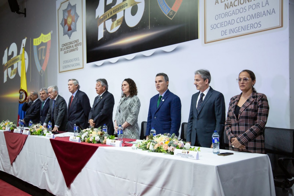 Tren del Río recibió el Premio Rafael Álvarez Salas otorgado por la Sociedad Colombiana de Ingenieros