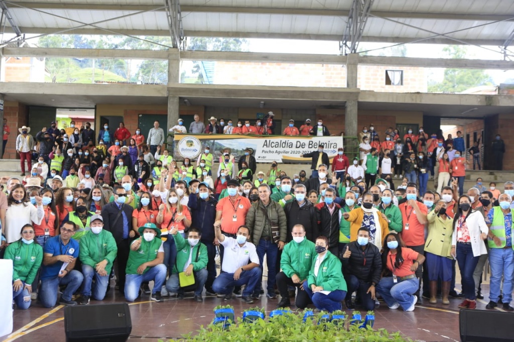 Un total de 18 acuerdos por cerca de $1.750 millones suscribió la Gobernación de Antioquia con la comunidad de Belmira