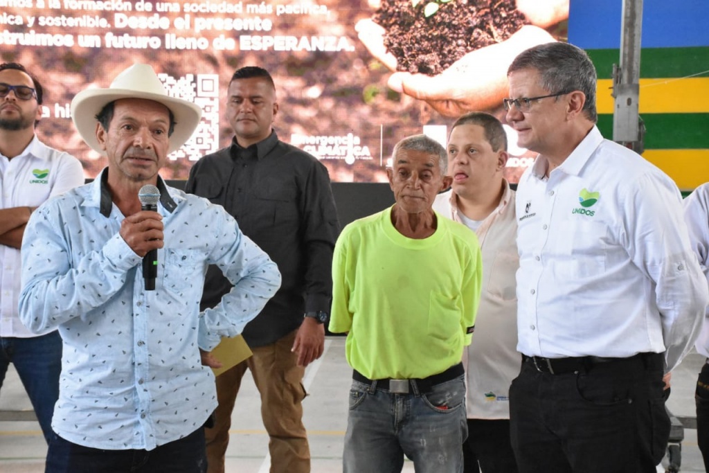Una variada agenda cumplieron en el municipio de San Roque varios integrantes del gabinete departamental