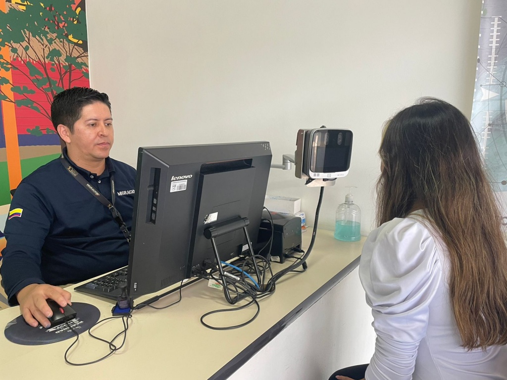 Horario del servicio Biomig se extiende en la Oficina de Pasaportes de Antioquia 