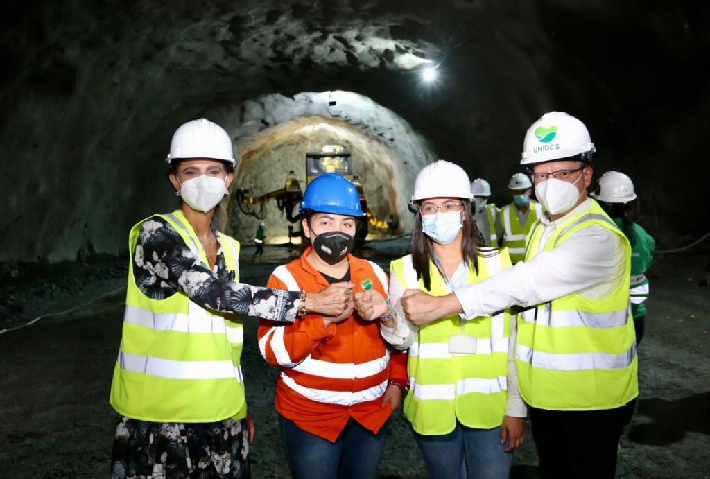 Gobierno Nacional reiteró su compromiso con el tramo 2 del Túnel Guillermo Gaviria Echeverri y anunció próxima apertura de la licitación para equipos electromecánicos.
