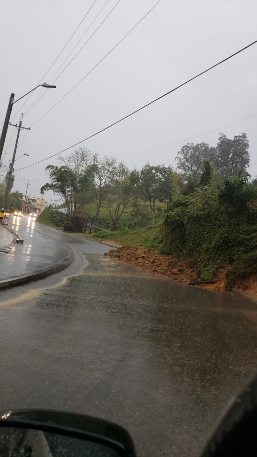 El Retiro y Cocorná reportaron inundaciones por fuertes lluvias