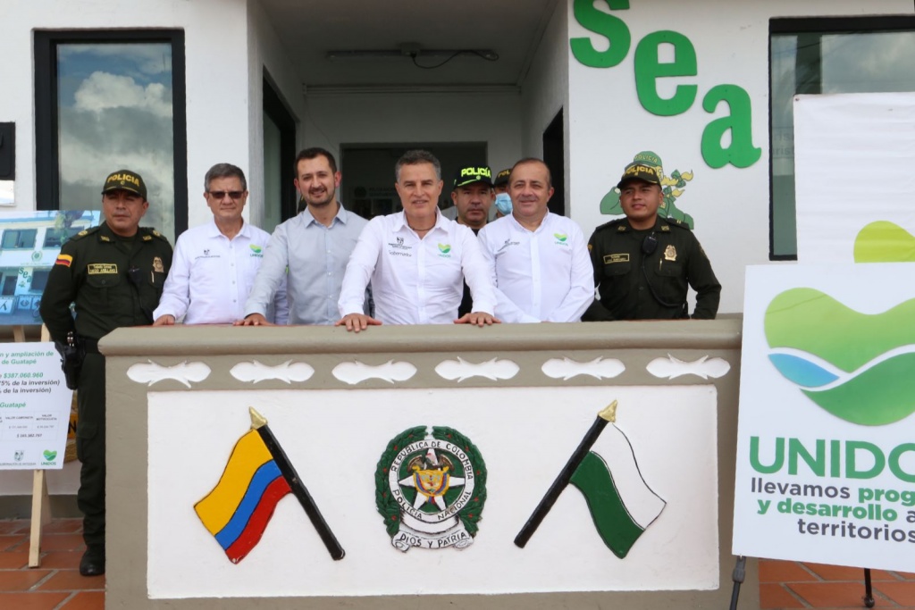 La Secretaría de Seguridad de Antioquia entregó la remodelación de la Estación de Policía del municipio de Guatapé