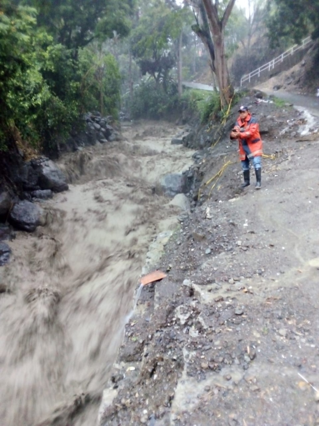 Tras fuertes lluvias, quebradas La Desmotadora y Cañada Seca en Dabeiba presentaron crecientes súbitas