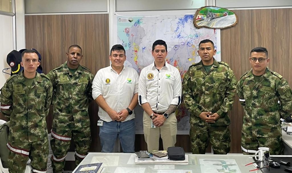 Antioquia, el primer departamento con presencia descentralizada del escuadrón del Ejercito Nacional para atención de emergencias