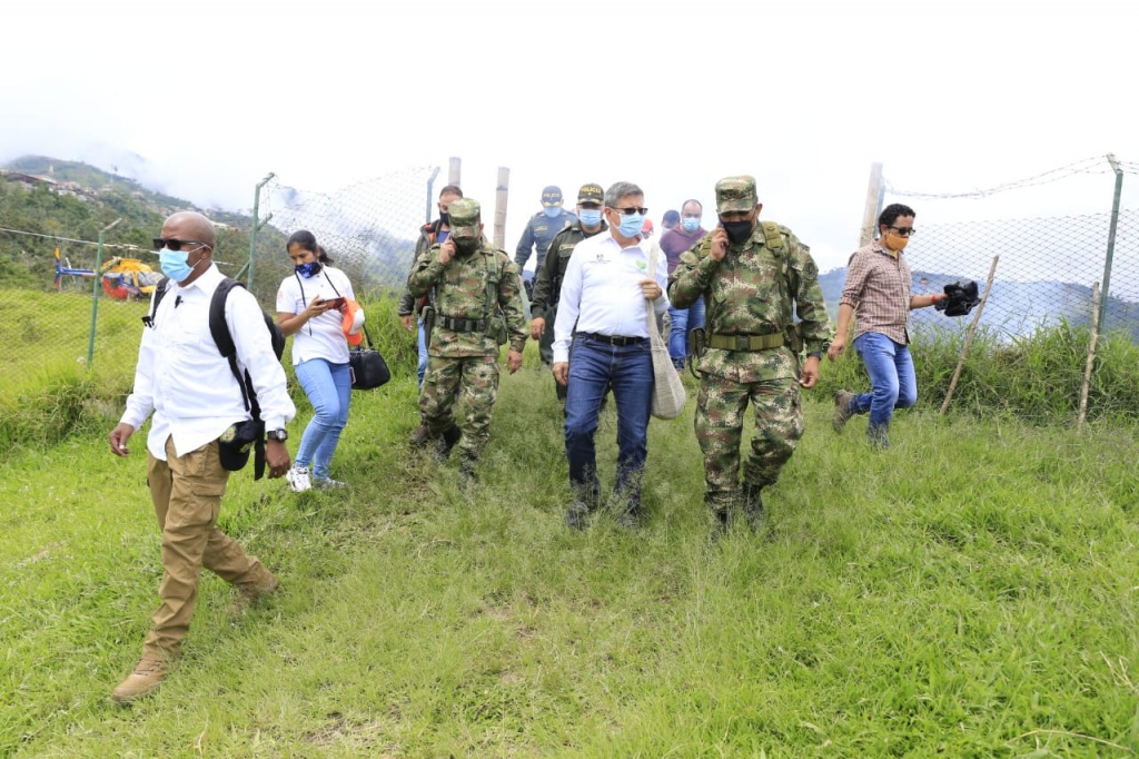 Gobernación de Antioquia atiende emergencia humanitaria en Ituango por desplazamiento forzado e invierno
