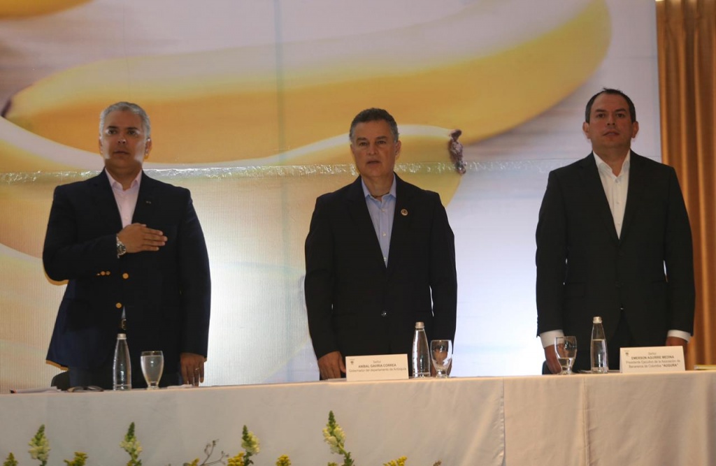 El gobernador Aníbal Gaviria, anunció que entregará al Gobierno Nacional el primer esbozo del segundo ducto del Túnel Guillermo Gaviria Echeverri