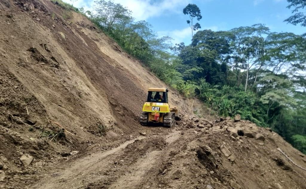 Con 48 frentes de mantenimiento vial en operación y la atención en puntos críticos, la Gobernación de Antioquia garantiza la movilidad por las vías del departamento