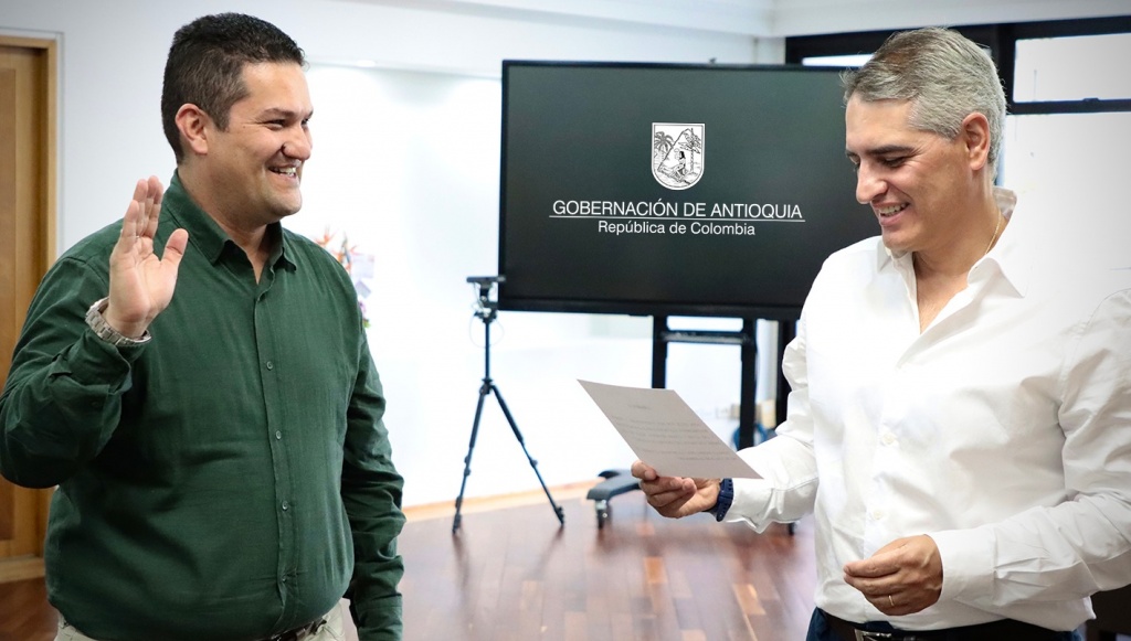 La Empresa de Vivienda de Antioquia-VIVA tiene nuevo gerente: Rodrigo Hernández Alzate