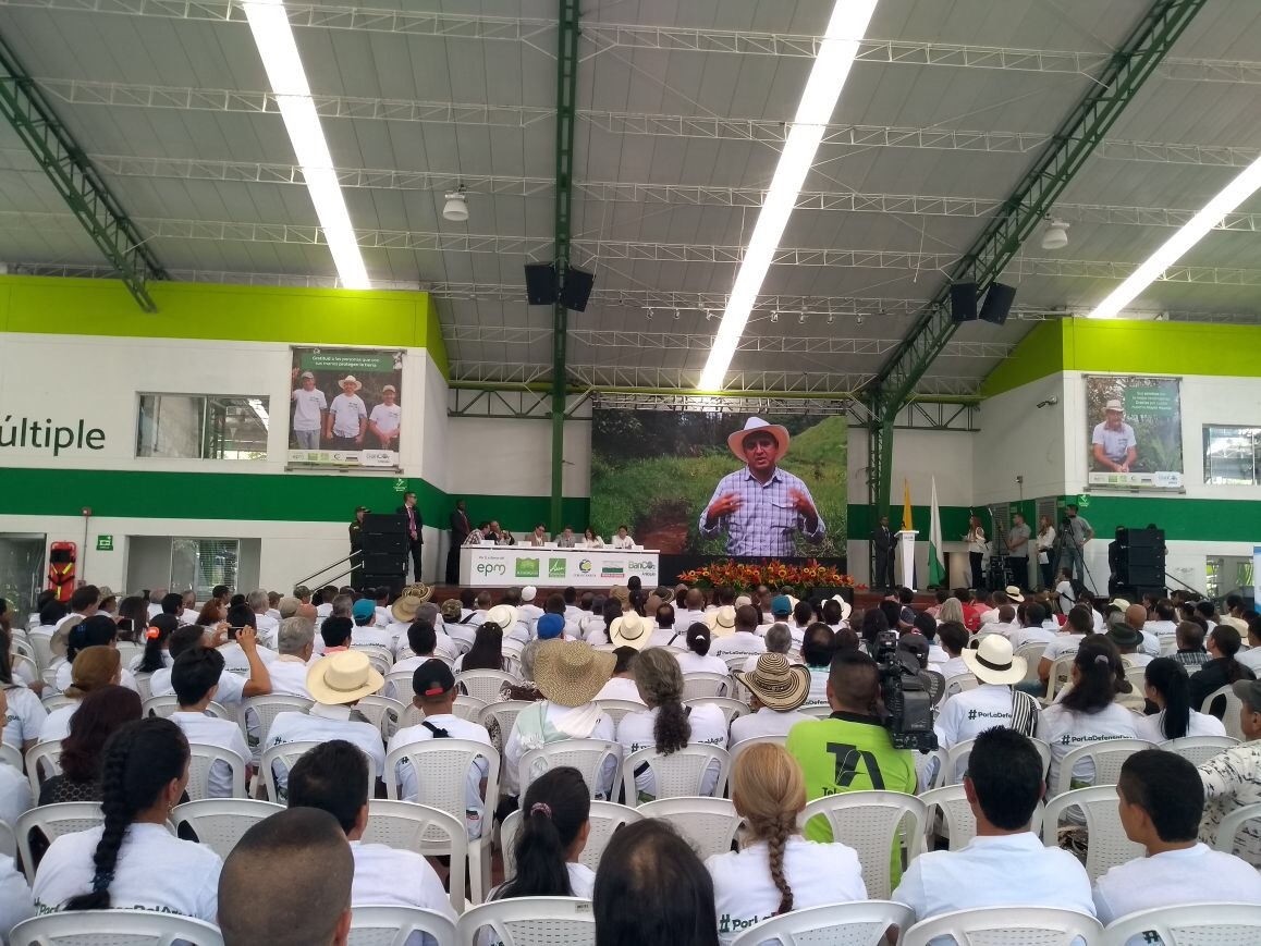 1.946 familias se vinculan a BanCO2